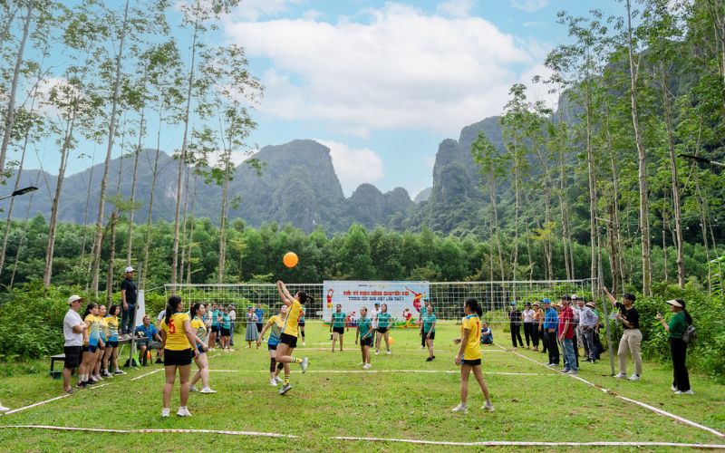 đơn vị tổ chức team building quảng bình