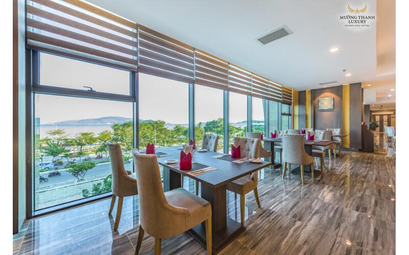 khách sạn mường thanh ở nha trang