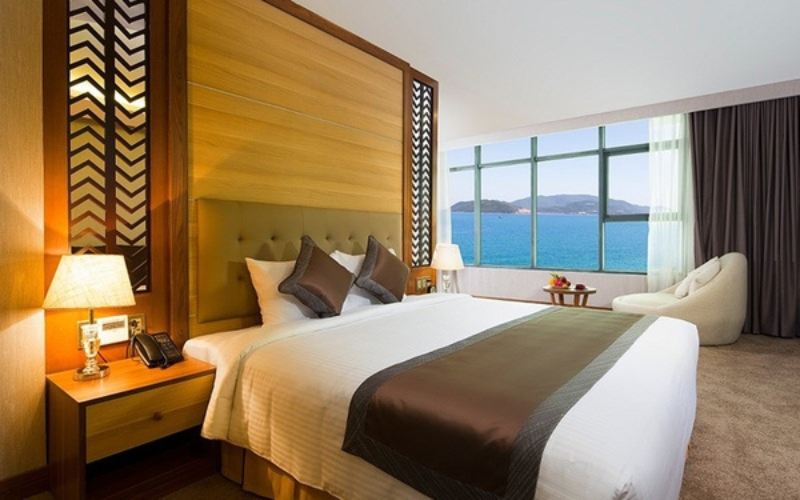 khách sạn mường thanh nha trang
